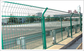 公路护栏网